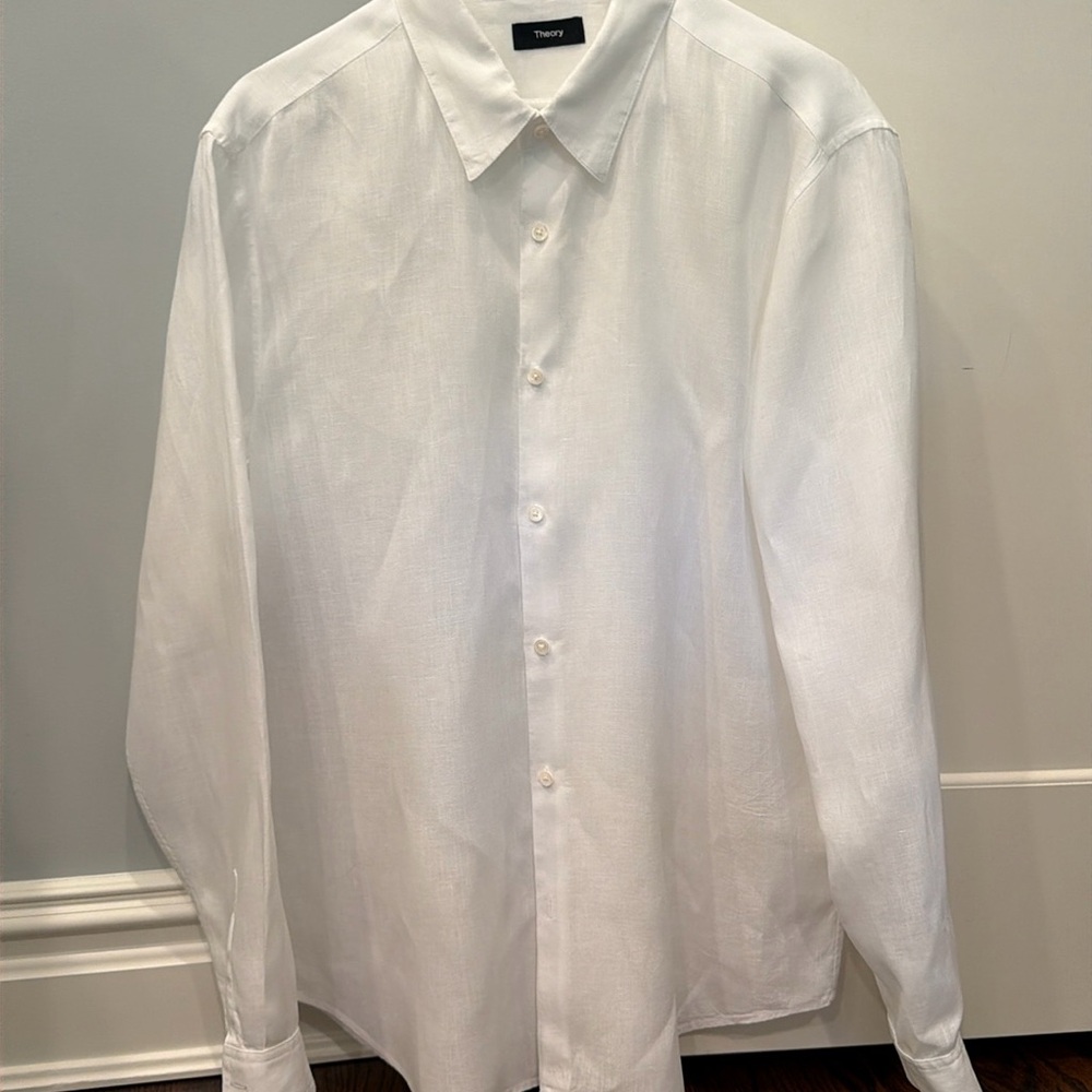 Men’s linen Theory shirt. Size XL. Very good condition